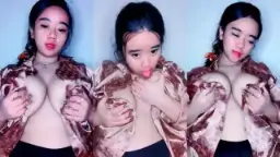 Miss Jijiw Remas Toket Jilatin Utingnya Video by SpankBang Miss Jijiw Remas Toket Jilatin Utingnya Video by SpankBang